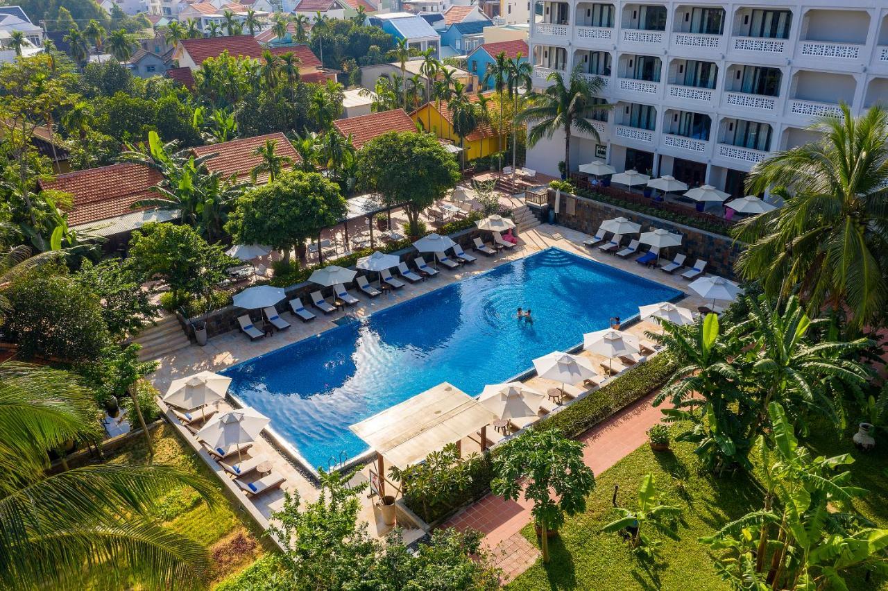 Rivertown Hoi An Resort & Spa Kültér fotó The hotel's swimming pool