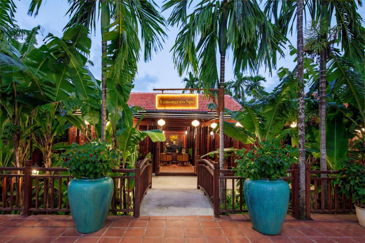 Rivertown Hoi An Resort & Spa Kültér fotó Entrance to the resort