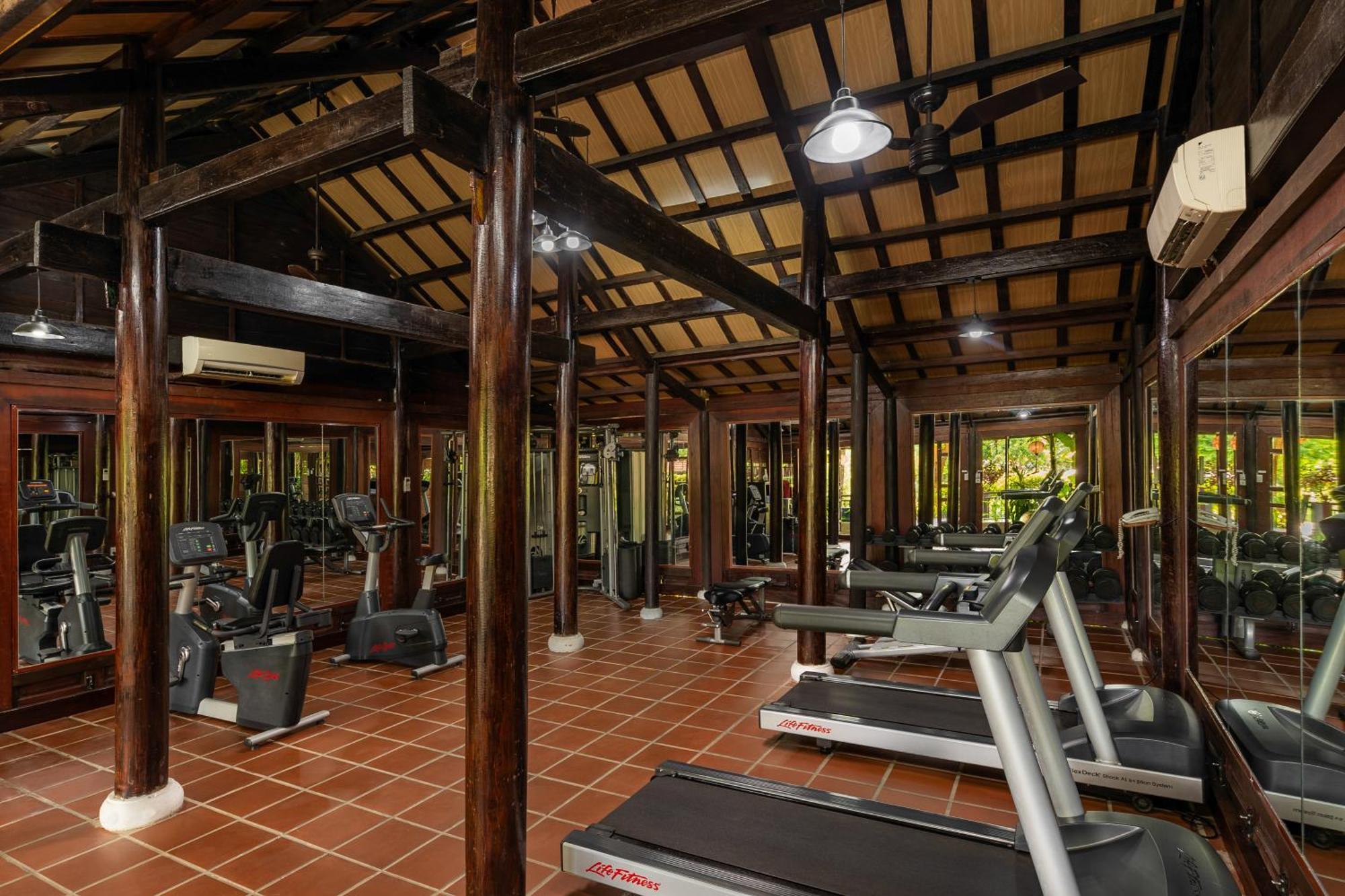 Rivertown Hoi An Resort & Spa Kültér fotó The gym at the Angsana Resort and Spa, Phuket, Thailand